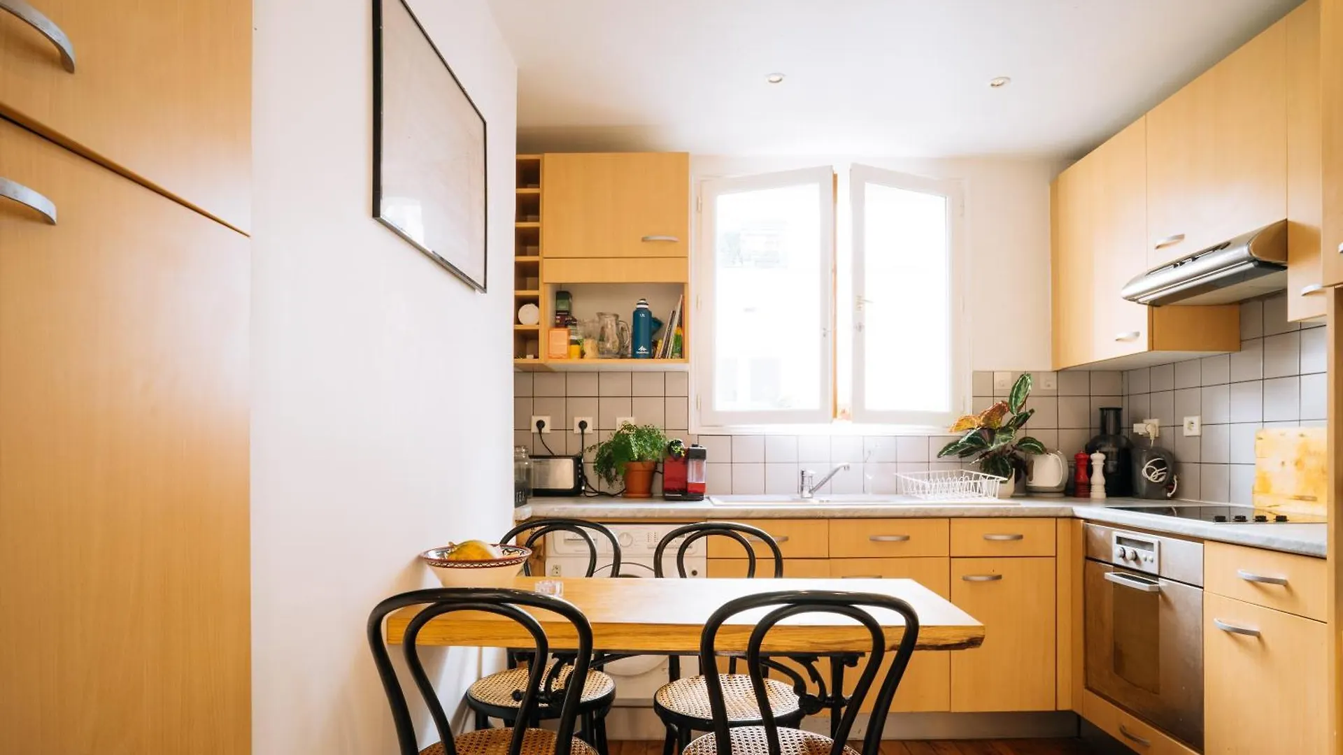 Quirky 1 Bedroom Flat In Paris 0*,